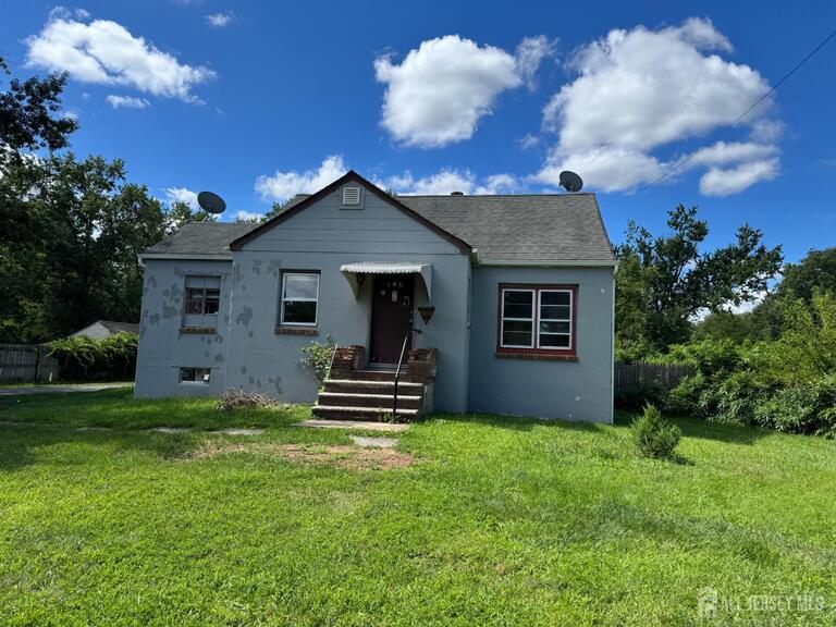 Photo 1 of 154 N Randolphville Road N, Piscataway NJ 08854, Piscataway, NJ