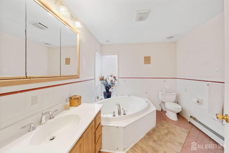 Photo 23 of 932 Beatrice Parkway, Edison NJ 08820, Edison, NJ