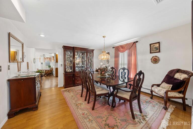 Photo 6 of 932 Beatrice Parkway, Edison NJ 08820, Edison, NJ