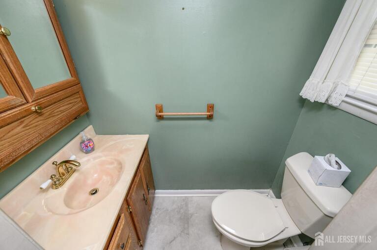 Photo 13 of 422 King George Road, Cherry Hill NJ 08034, Cherry Hill, NJ