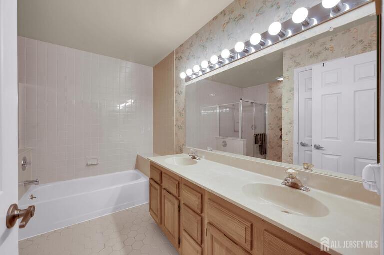 Photo 33 of 8 Ingram Drive # D, Monroe NJ 08831, Monroe, NJ