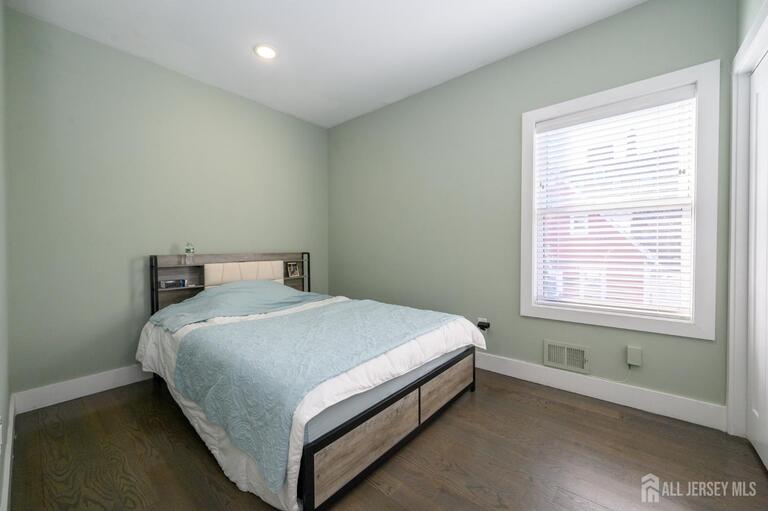 Photo 10 of 197 Garfield Avenue, Jersey City NJ 07305, Jersey City, NJ