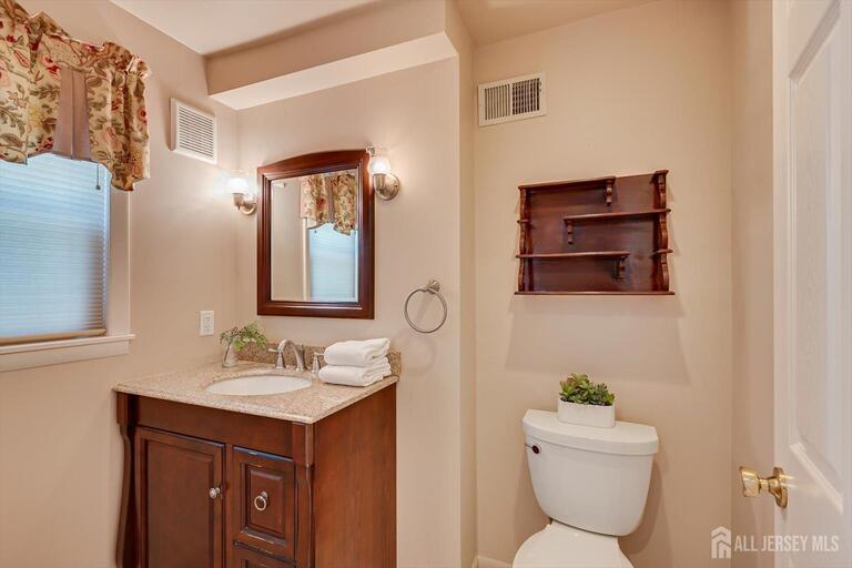 Photo 8 of 48 Frost Avenue, Edison NJ 08820, Edison, NJ