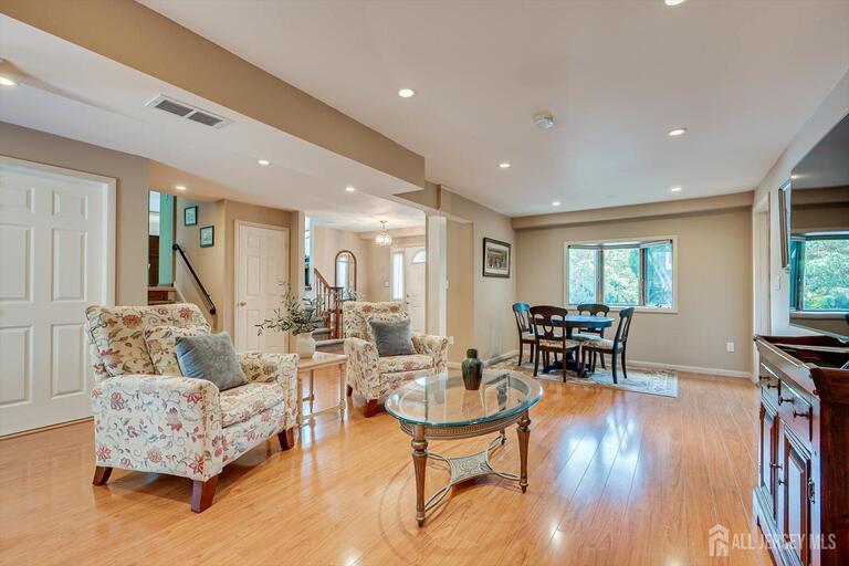 Photo 5 of 48 Frost Avenue, Edison NJ 08820, Edison, NJ