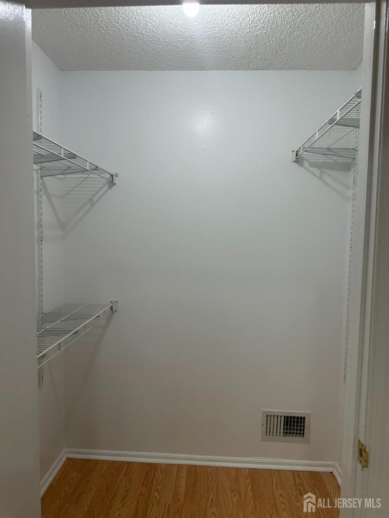 Photo 3 of 158 Darwin Lane, North Brunswick NJ 08902, North Brunswick, NJ