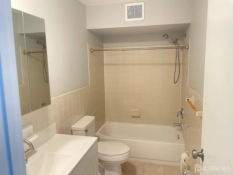 Photo 6 of 1334 Cricket Lane, Woodbridge Proper NJ 07095, Woodbridge Proper, NJ