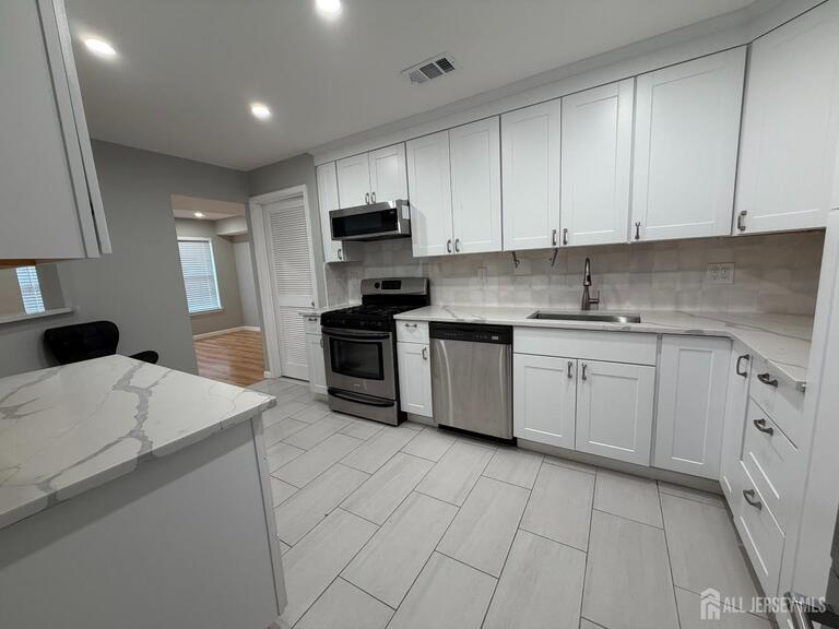 Photo 1 of 902 Plymouth Road, North Brunswick NJ 08902, North Brunswick, NJ