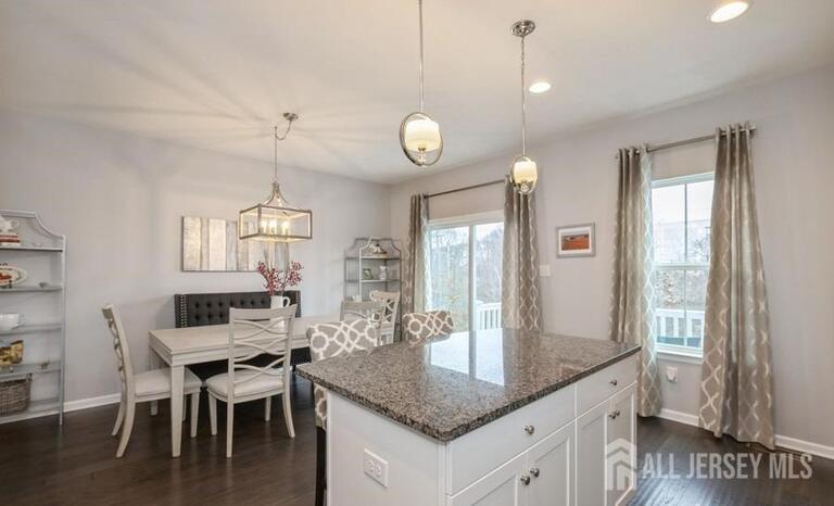 Photo 3 of 807 Bayside Court, South Amboy NJ 08879, South Amboy, NJ