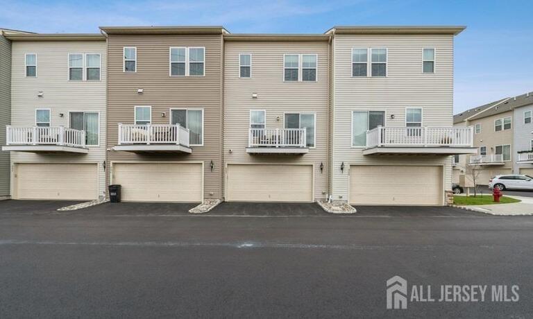 Photo 12 of 807 Bayside Court, South Amboy NJ 08879, South Amboy, NJ