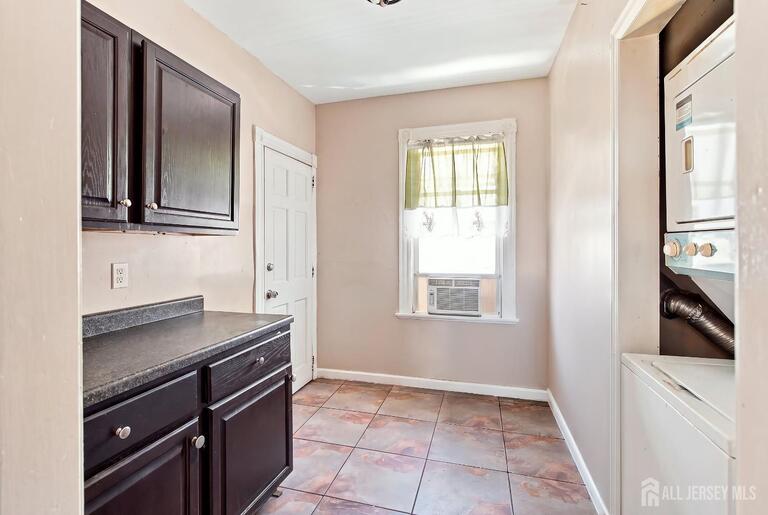 Photo 15 of 40 Throop Avenue, New Brunswick NJ 08901, New Brunswick, NJ
