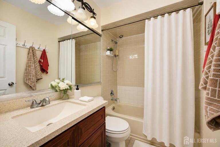 Photo 15 of 22 Borell Square, Parlin NJ 08859, Parlin, NJ