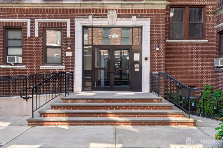 Photo 1 of 275 Harrison Avenue # 303, Jersey City NJ 07304, Jersey City, NJ