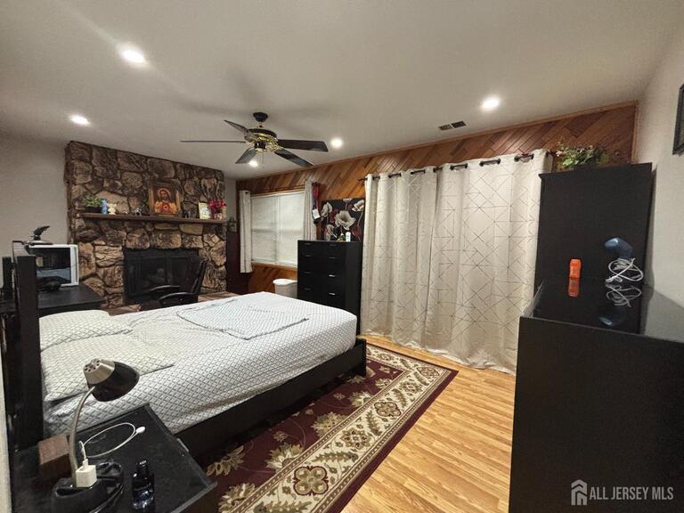 Photo 18 of 6005 N Oaks Boulevard, North Brunswick NJ 08902, North Brunswick, NJ