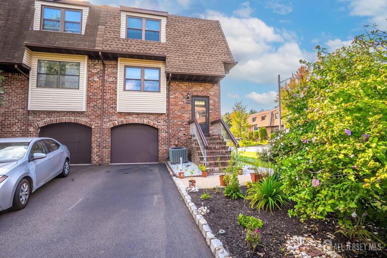 Photo 1 of 6005 N Oaks Boulevard, North Brunswick NJ 08902, North Brunswick, NJ