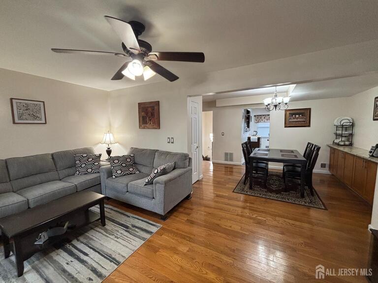 Photo 4 of 6005 N Oaks Boulevard, North Brunswick NJ 08902, North Brunswick, NJ