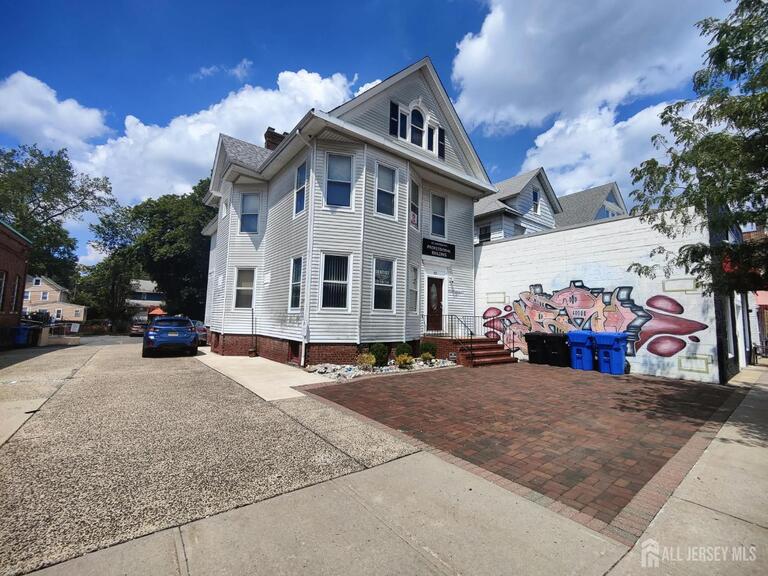 Photo 4 of 321 Raritan Avenue, Highland Park NJ 08904, Highland Park, NJ