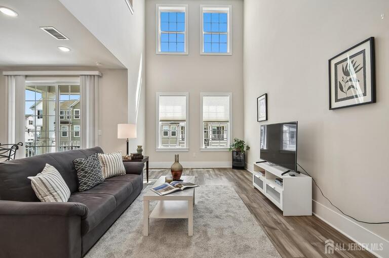 Photo 6 of 723 Station Road, Dunellen NJ 08812, Dunellen, NJ