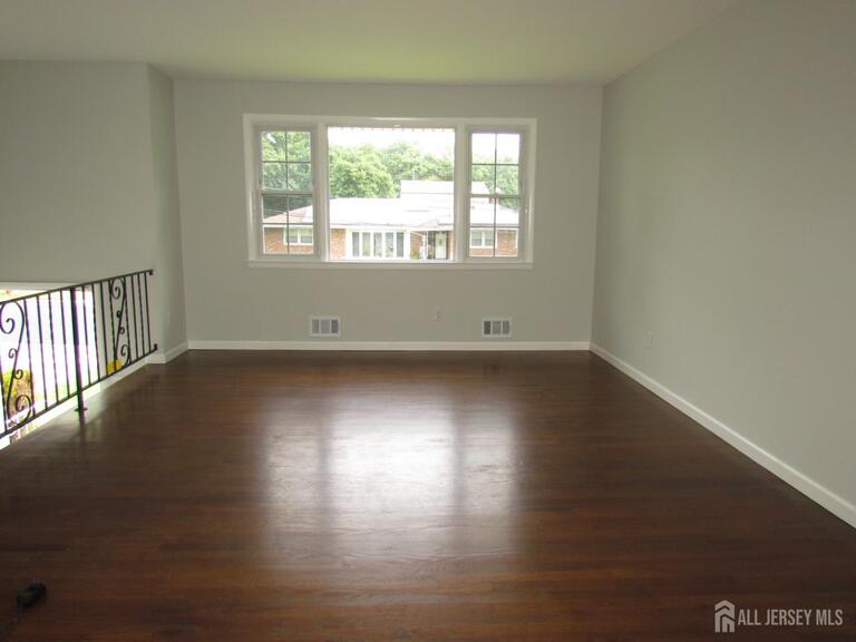 Photo 2 of 5284 Deborah Drive, Piscataway NJ 08854, Piscataway, NJ
