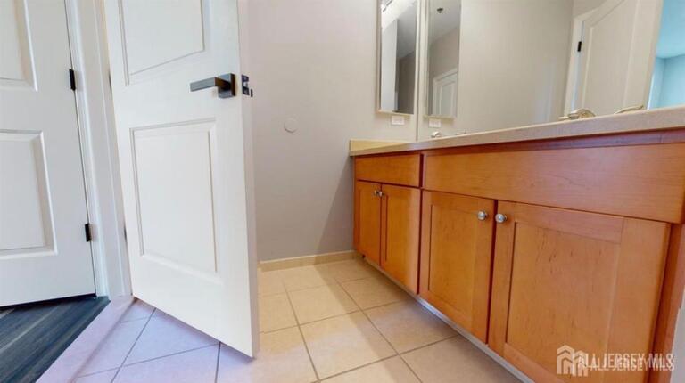 Photo 14 of 6301 Fernandez Court, Parlin NJ 08859, Parlin, NJ