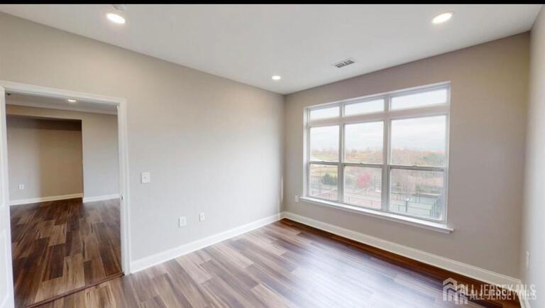 Photo 7 of 6301 Fernandez Court, Parlin NJ 08859, Parlin, NJ