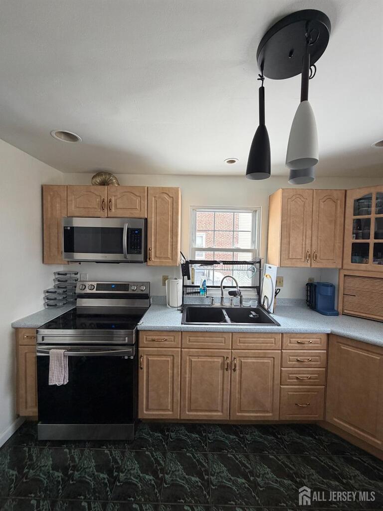 Photo 11 of 20 Lincoln Avenue, Carteret NJ 07008, Carteret, NJ