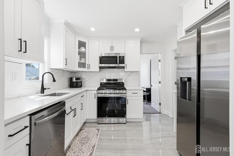 Photo 6 of 129 Pershing Avenue, Iselin NJ 08830, Iselin, NJ