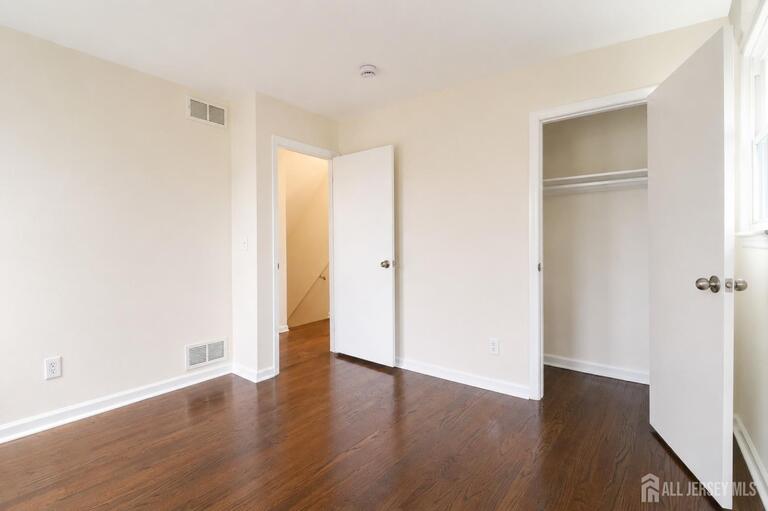 Photo 14 of 25 Lincoln Avenue, Piscataway NJ 08854, Piscataway, NJ