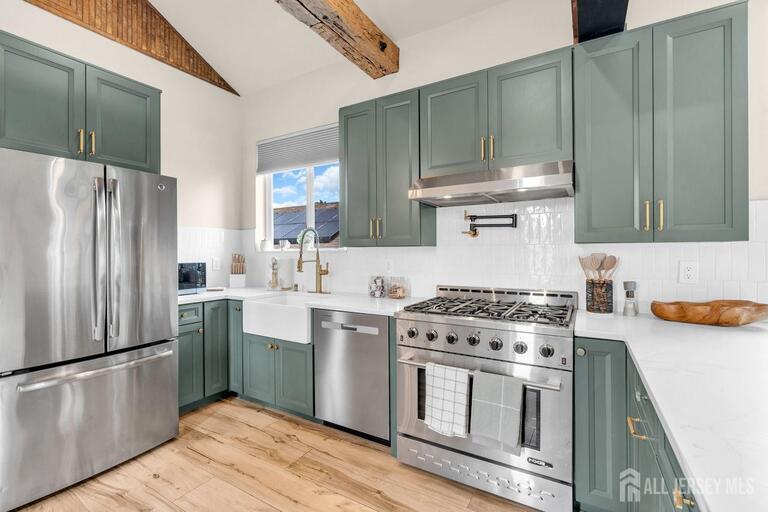 Photo 12 of 532 Lorillard Avenue, Union Beach NJ 07735, Union Beach, NJ