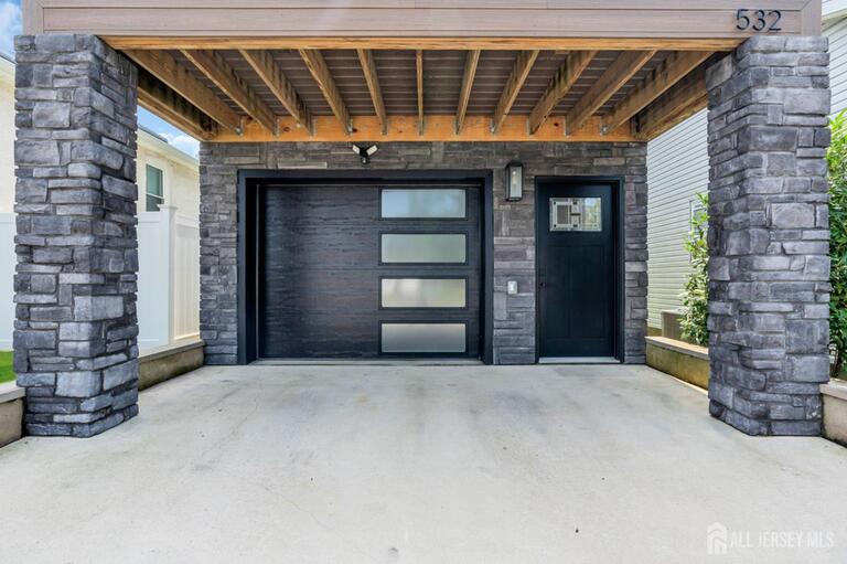 Photo 3 of 532 Lorillard Avenue, Union Beach NJ 07735, Union Beach, NJ