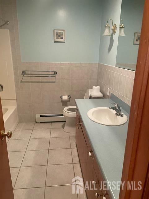 Photo 8 of 47 South Walnut Avenue, Middlesex NJ 08830, Middlesex, NJ