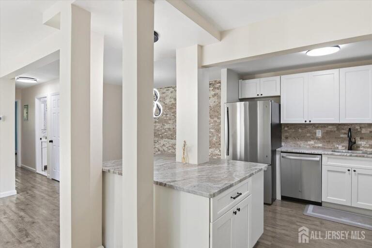 Photo 11 of 903 Cricket Lane, Woodbridge Proper NJ 07095, Woodbridge Proper, NJ