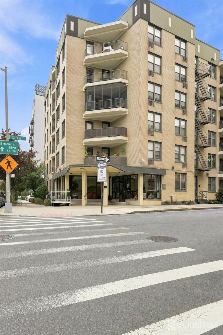 Photo 19 of 1874 Pelham Pkwy S, New York City NY 10461, New York City, NY