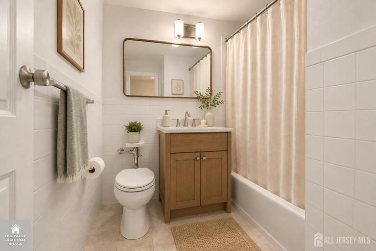 Photo 13 of 1874 Pelham Pkwy S, New York City NY 10461, New York City, NY