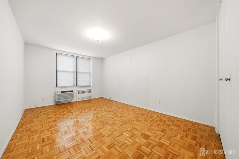 Photo 23 of 1874 Pelham Pkwy S, New York City NY 10461, New York City, NY