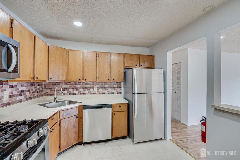 Photo 11 of 349 Lancaster Court, Piscataway NJ 08854, Piscataway, NJ