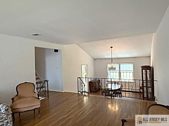 Photo 13 of 46 Lynnwood Road, Edison NJ 08820, Edison, NJ