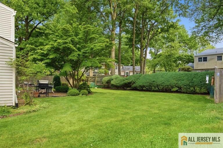 Photo 40 of 46 Lynnwood Road, Edison NJ 08820, Edison, NJ