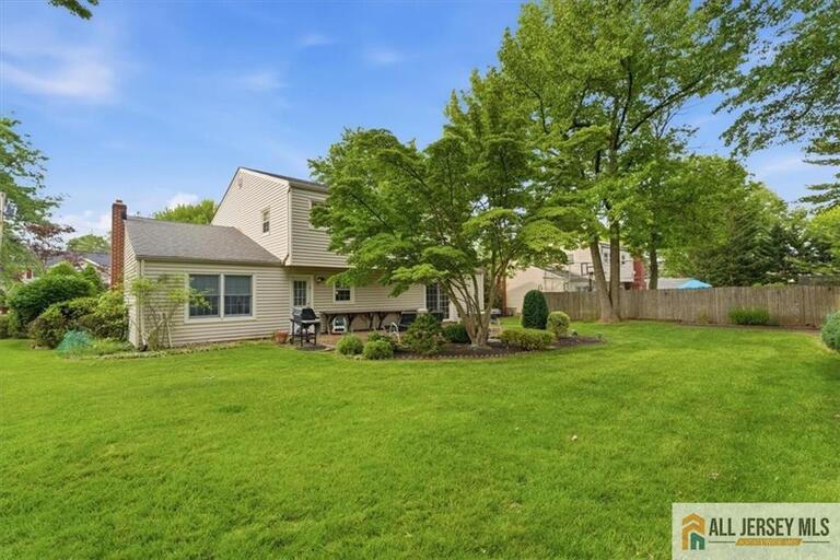 Photo 43 of 46 Lynnwood Road, Edison NJ 08820, Edison, NJ