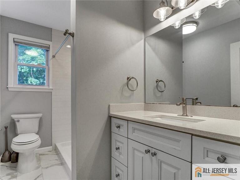 Photo 23 of 170 Prospect Avenue, Edison NJ 08817, Edison, NJ