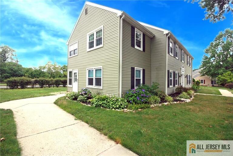 Photo 5 of 264 Middlebury Lane # A, Monroe NJ 08831, Monroe, NJ