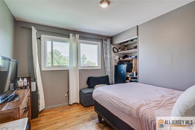 Photo 22 of 89 Whitman Street, Carteret NJ 07008, Carteret, NJ