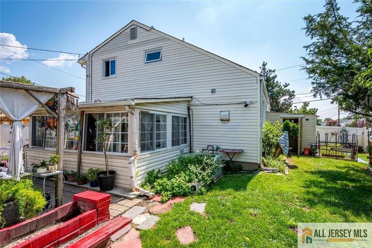 Photo 37 of 89 Whitman Street, Carteret NJ 07008, Carteret, NJ