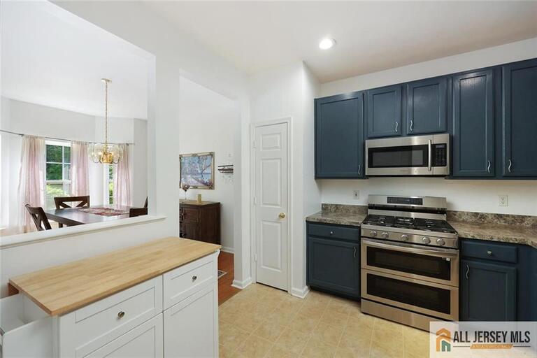 Photo 9 of 258 Pinelli Drive # 258, Piscataway NJ 08854, Piscataway, NJ
