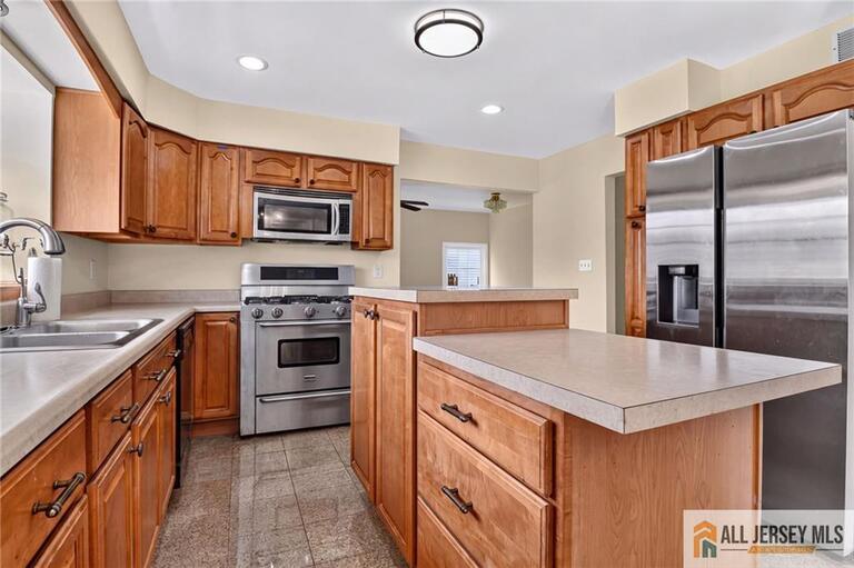 Photo 12 of 1394 Masoma Road, North Brunswick NJ 08902, North Brunswick, NJ