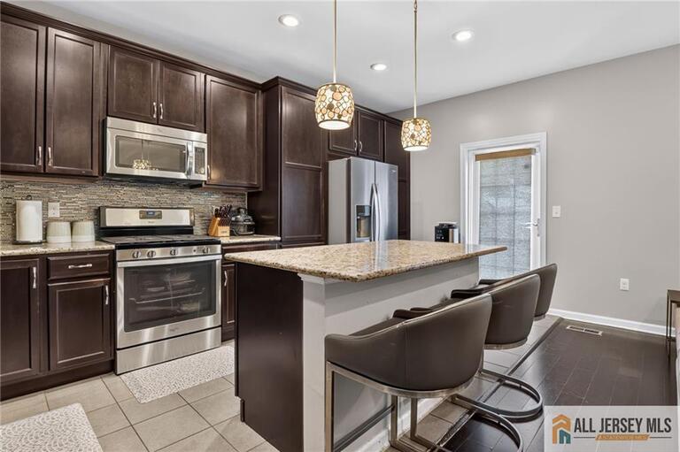 Photo 13 of 64 Andrews Way, Piscataway NJ 08854, Piscataway, NJ