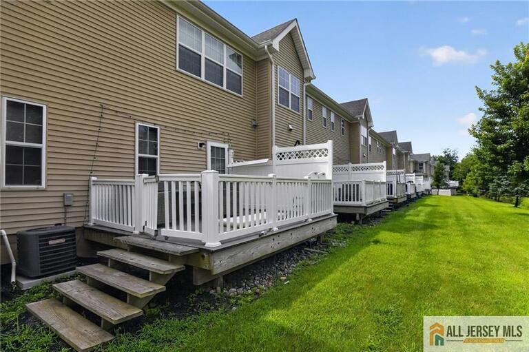 Photo 35 of 64 Andrews Way, Piscataway NJ 08854, Piscataway, NJ