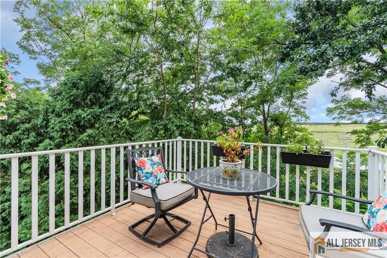 Photo 38 of 10 Biesiada Court, Sayreville NJ 08859, Sayreville, NJ