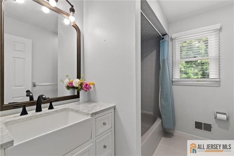 Photo 23 of 51 Diana Drive, South Plainfield NJ 07080, South Plainfield, NJ