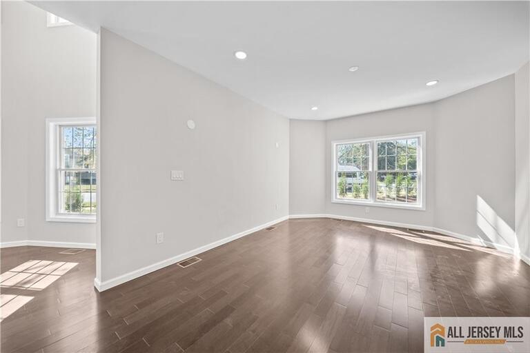Photo 16 of 7 Mount Pleasant Avenue, Edison NJ 08820, Edison, NJ