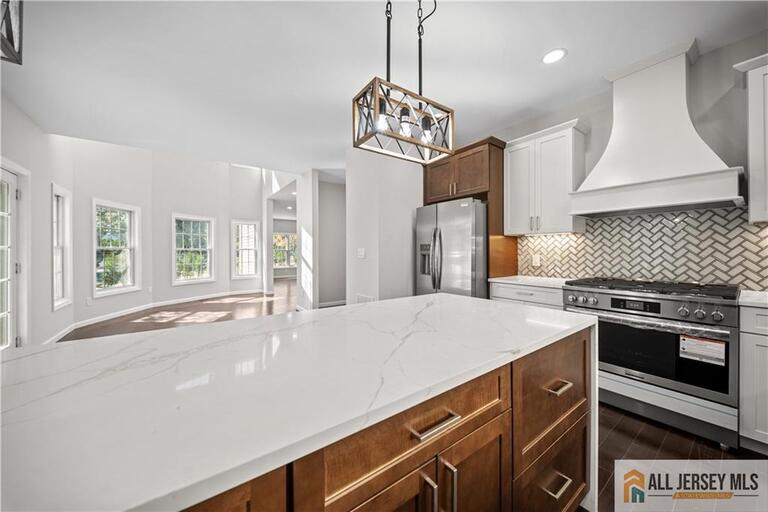 Photo 12 of 7 Mount Pleasant Avenue, Edison NJ 08820, Edison, NJ